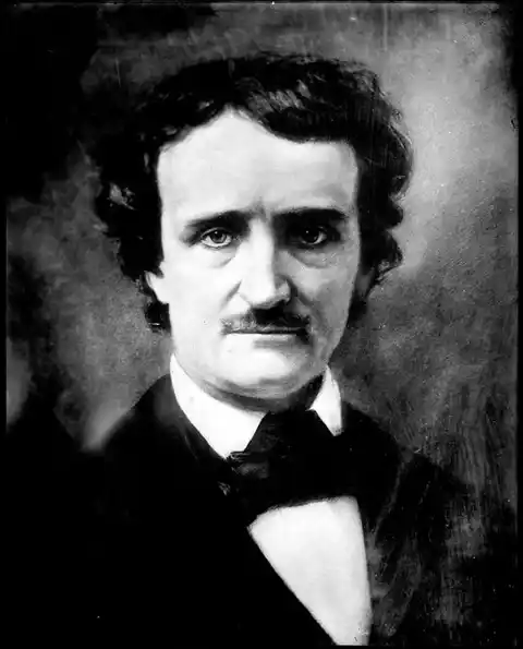 Poe: atmósfera antes de la trama